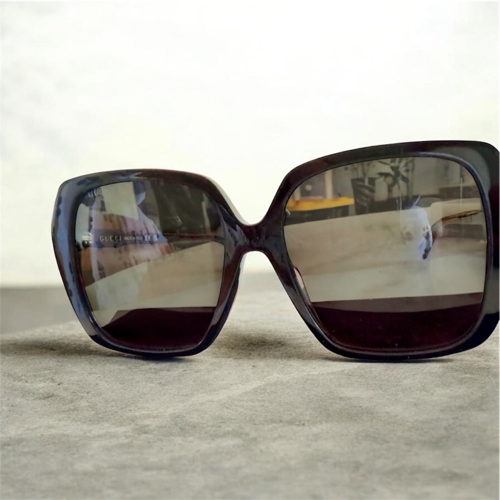 Gucci Black Oversized Sunglasses